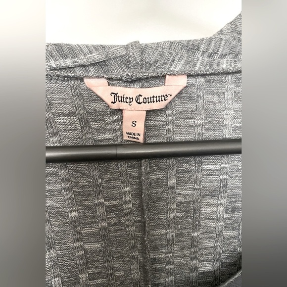 Juicy Couture Gray Hooded Faux Wrap Lightweight Sweater Top Size Small - Picture 7 of 11